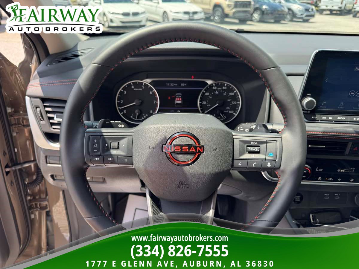Used 2025 Nissan Rogue SV w/ Rock Creek Premium Package AWD/4WD image 17