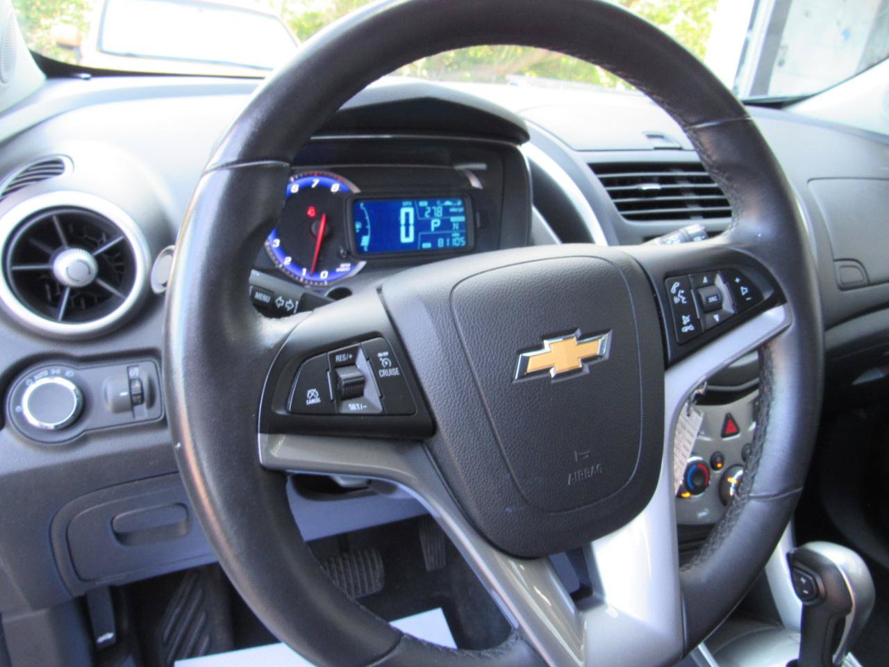 Used 2016 Chevrolet Trax LT w/ LT Convenience Package AWD/4WD image 15