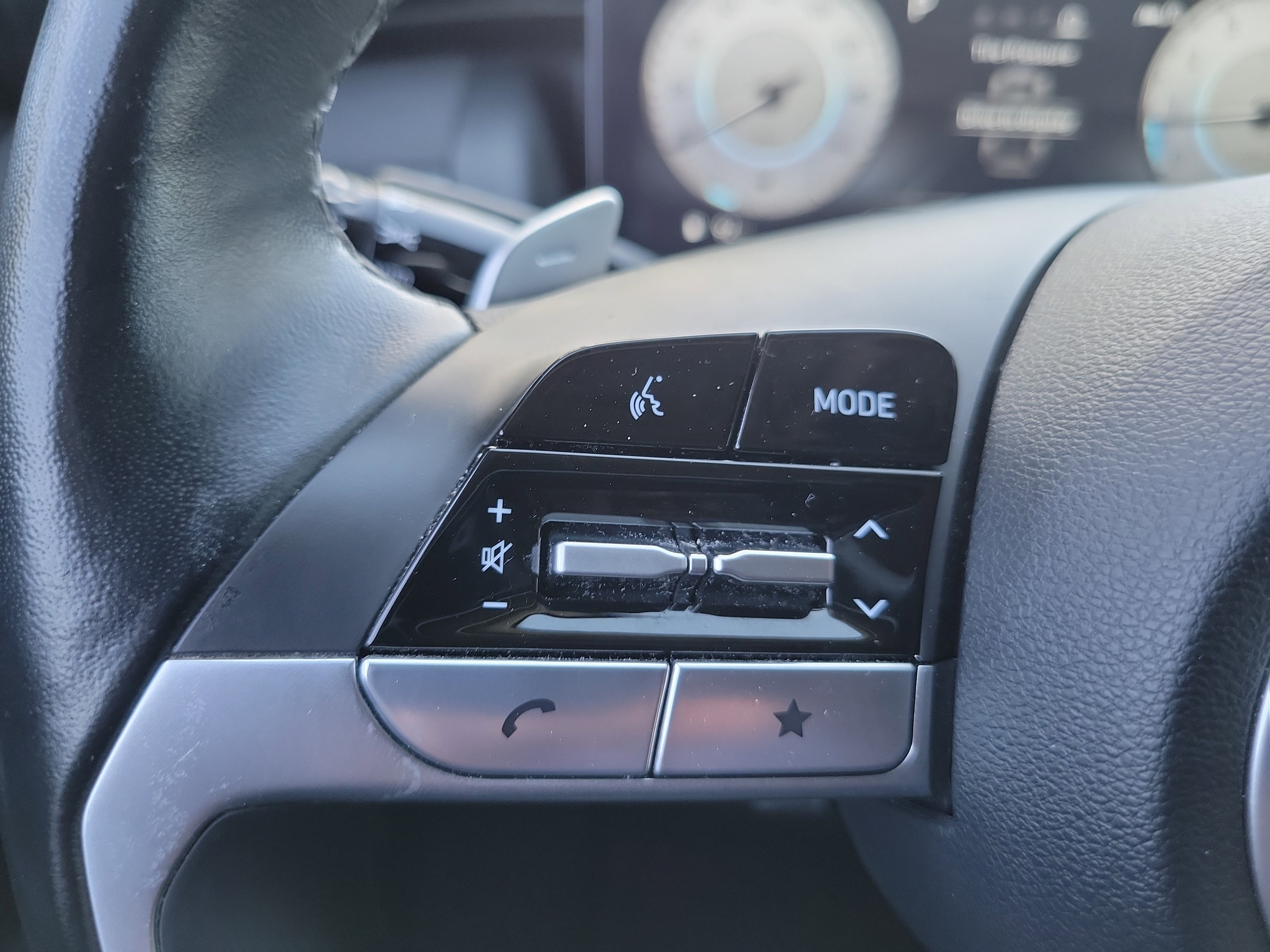 Certified 2023 Hyundai Tucson Limited image 9