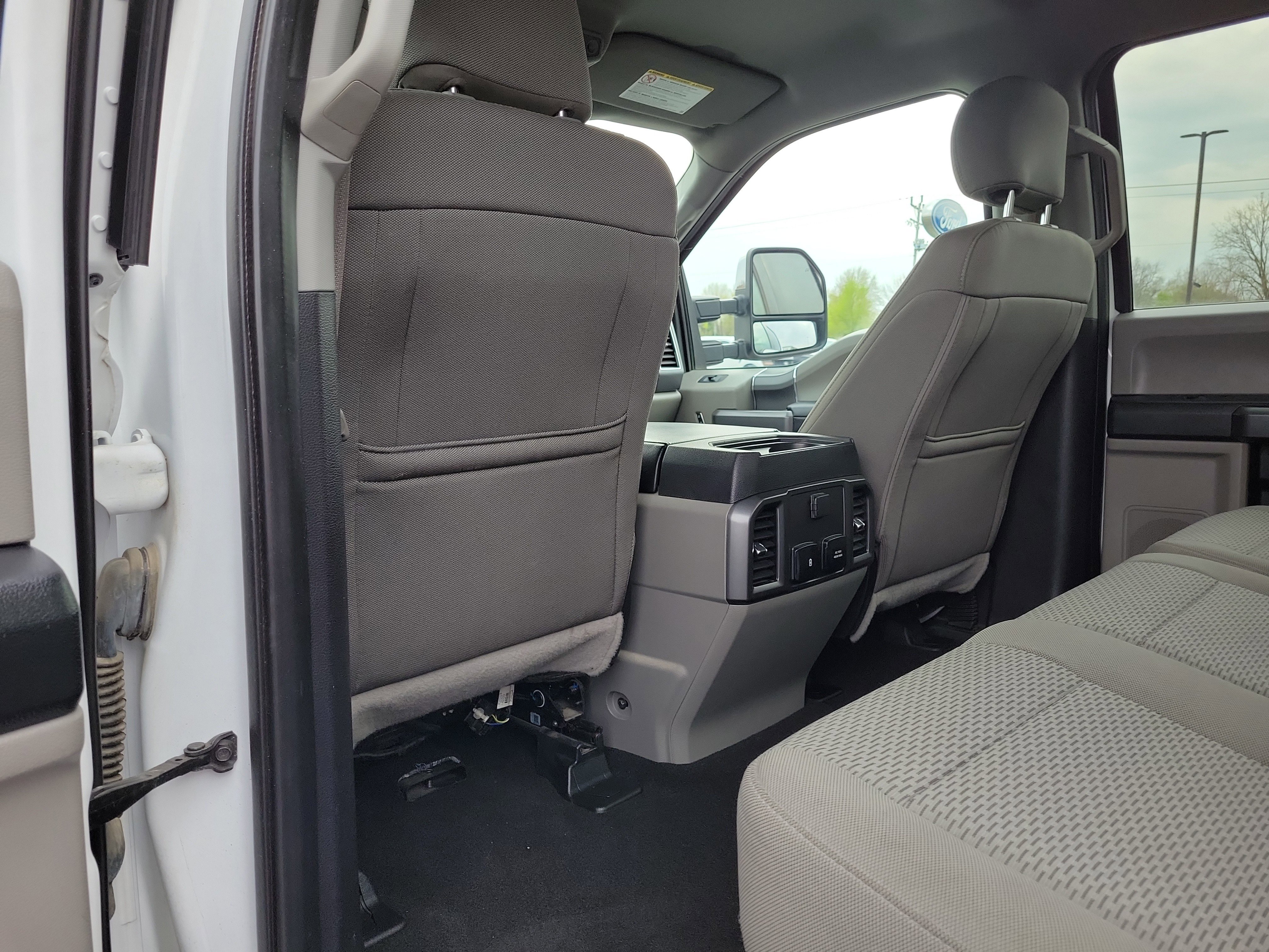 Used 2019 Ford F250 XLT w/ XLT Premium Package image 17