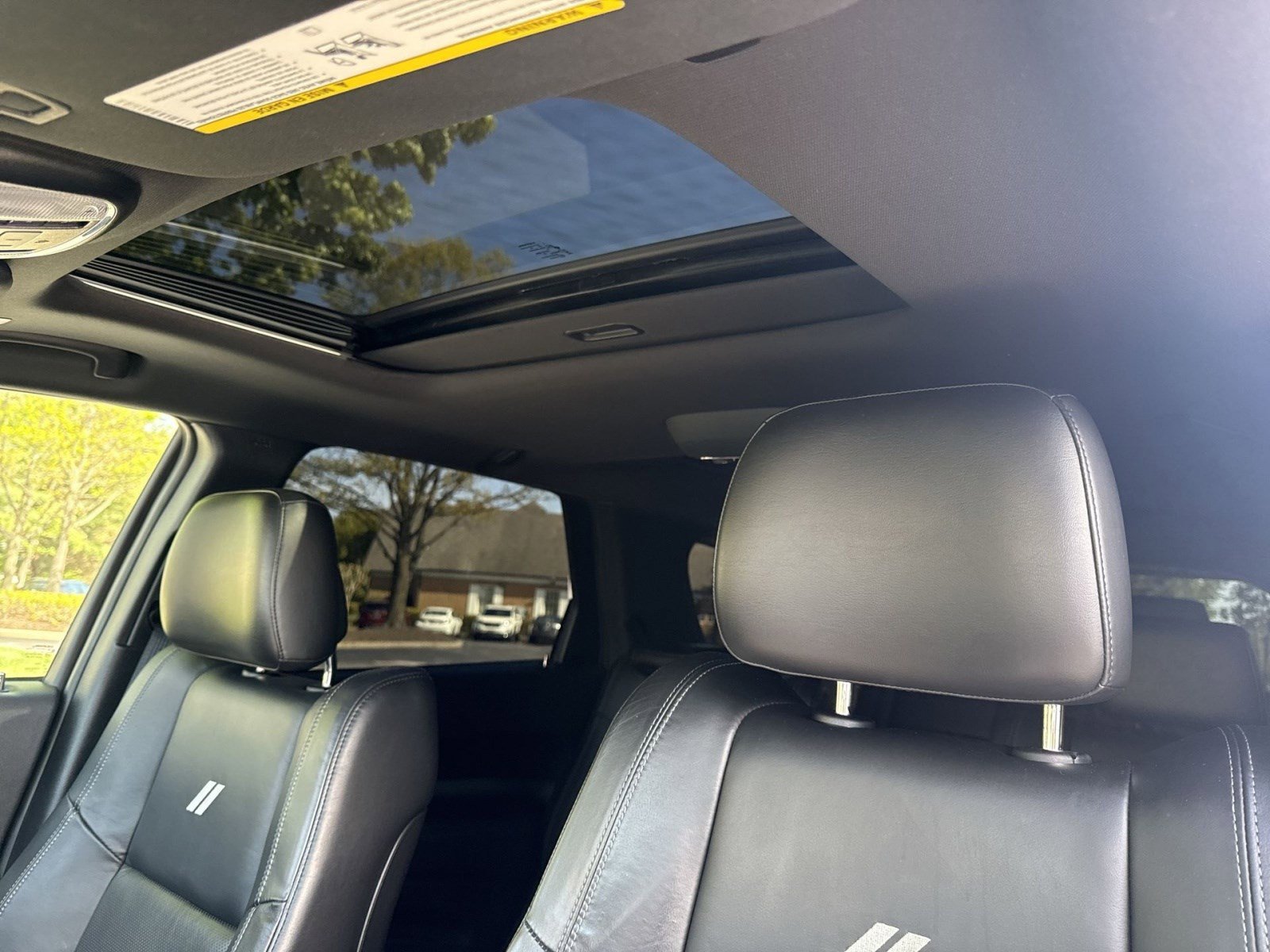 Used 2020 Dodge Durango R/T w/ Blacktop Package AWD/4WD image 22