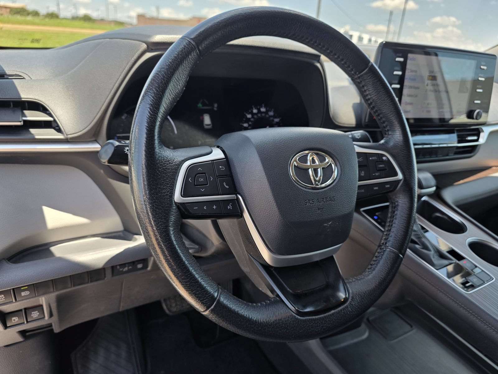 Used 2021 Toyota Sienna XLE FWD image 10