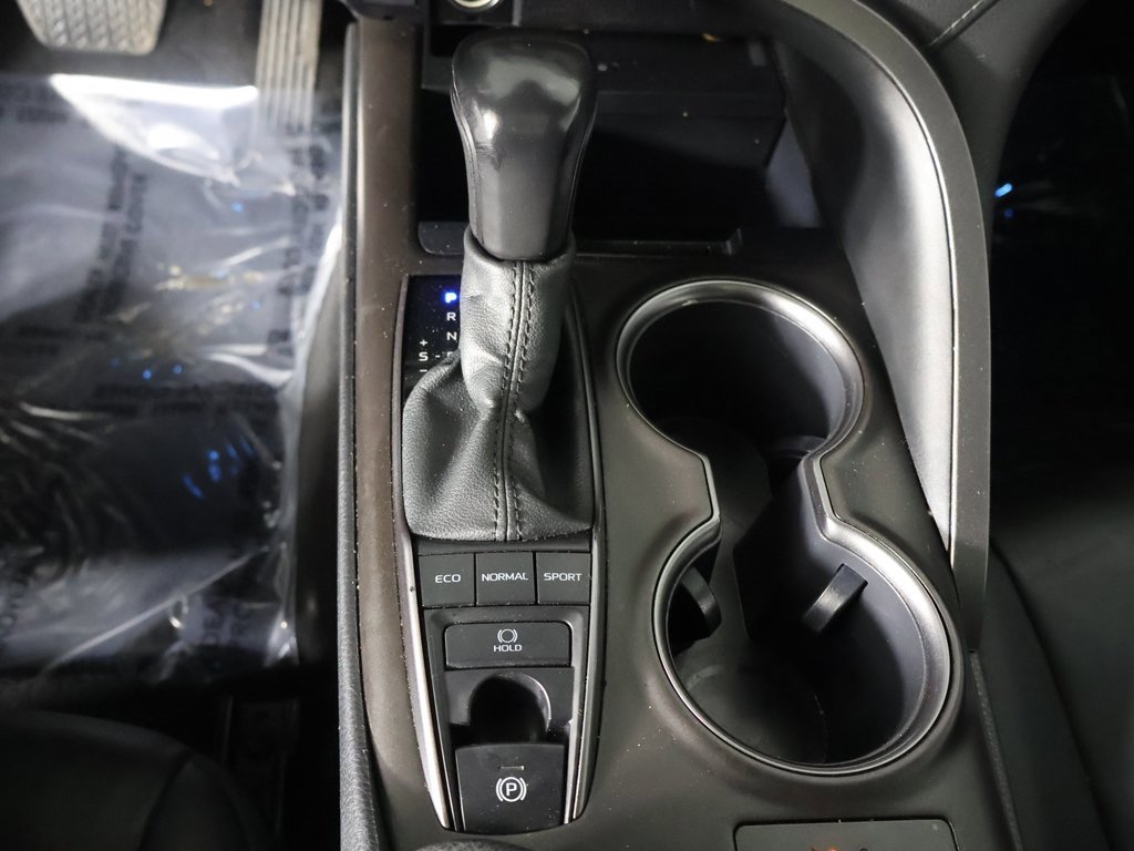 Used 2022 Toyota Camry XSE image 42