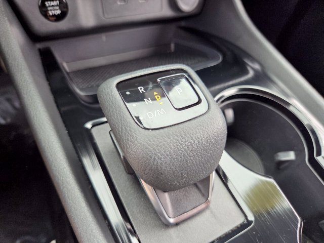 Used 2024 Nissan Rogue S FWD image 21