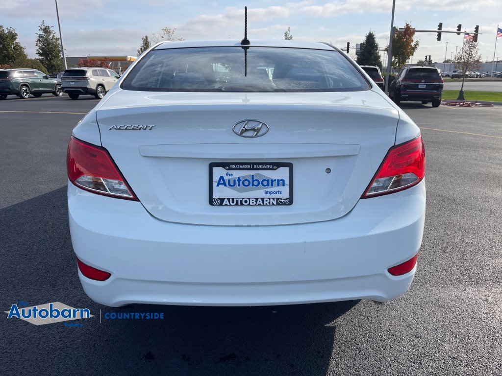 Used 2016 Hyundai Accent SE w/ Option Group 02 FWD image 4