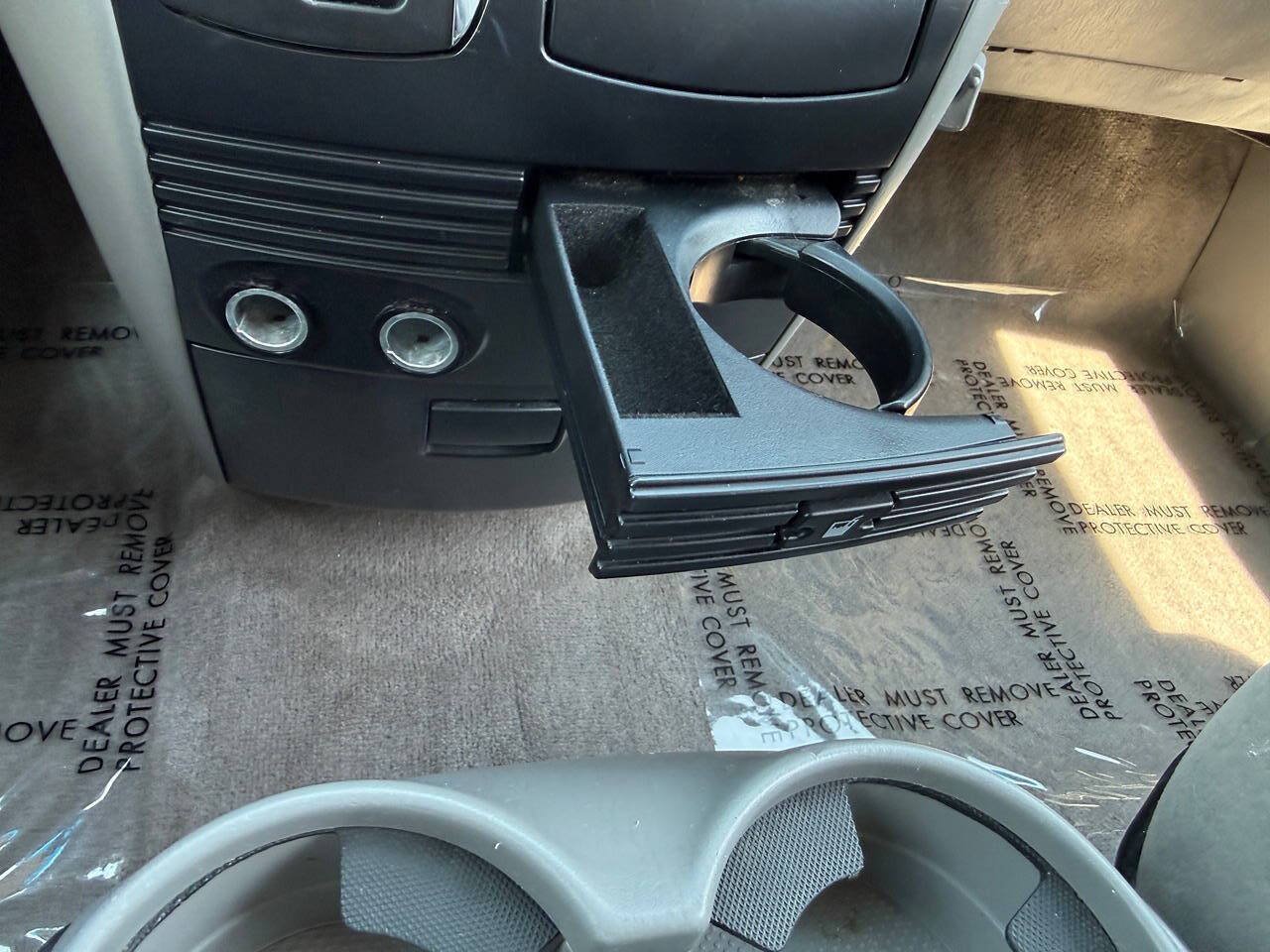 Used 2008 Toyota Sienna LE FWD image 38