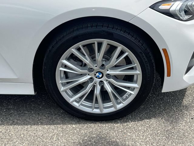 Used 2023 BMW 330i xDrive Sedan w/ Driving Assistance Package AWD/4WD image 8