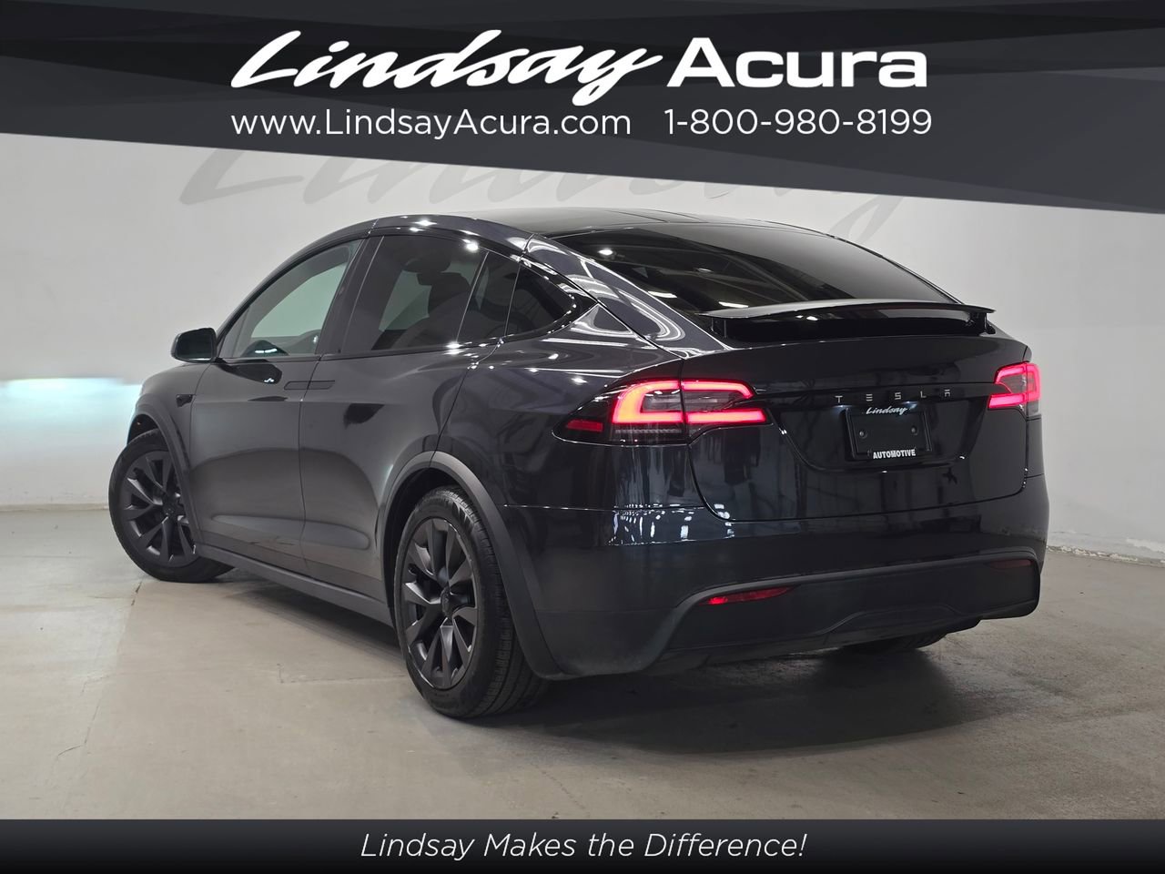 Used 2025 Tesla Model X AWD/4WD image 4