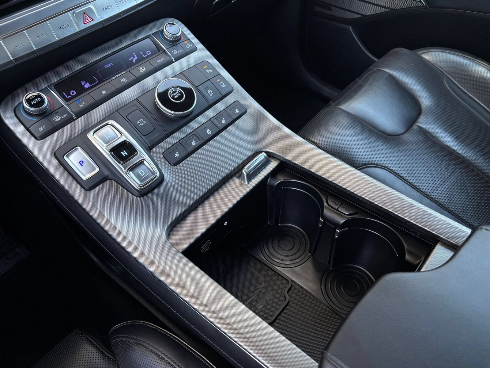 Used 2021 Hyundai Palisade Limited FWD image 46
