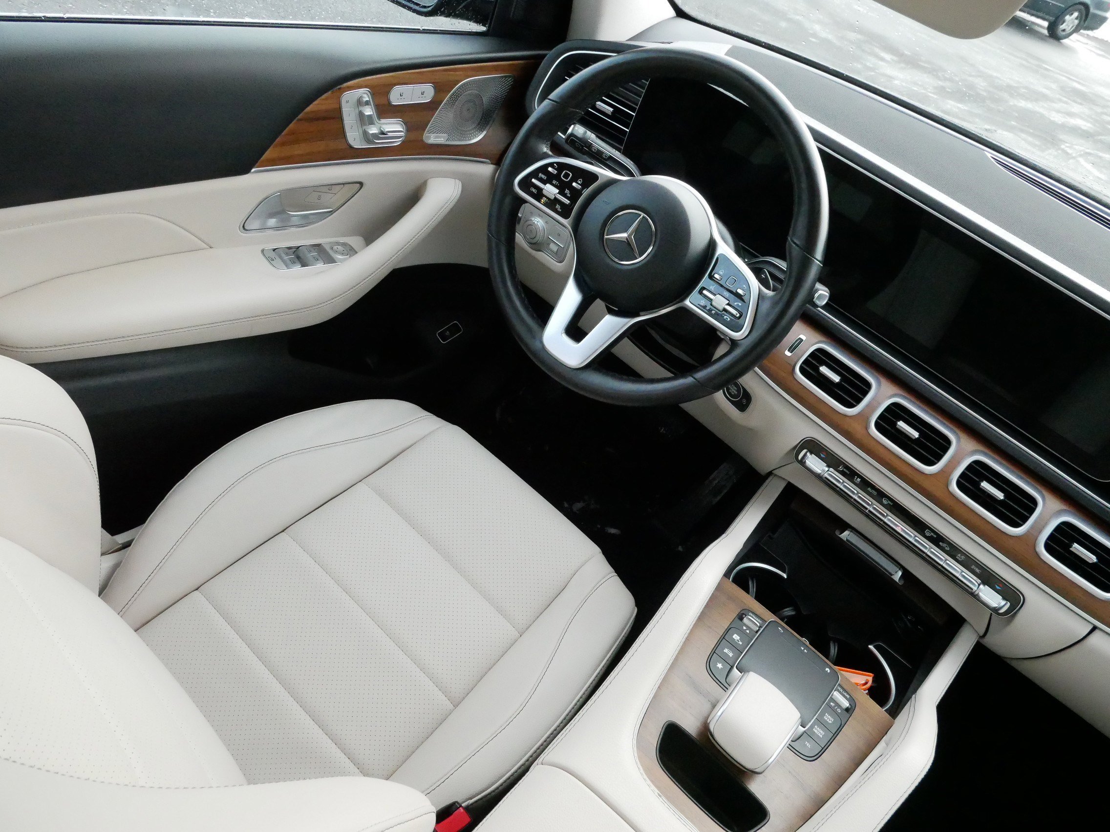 Used 2022 Mercedes-Benz GLE 350 4MATIC image 9