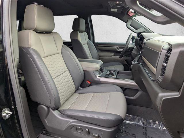 Used 2024 Chevrolet Silverado 2500 ZR2 image 23