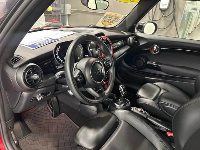 Used 2021 MINI Cooper S w/ Signature Upholstery Package FWD image 2