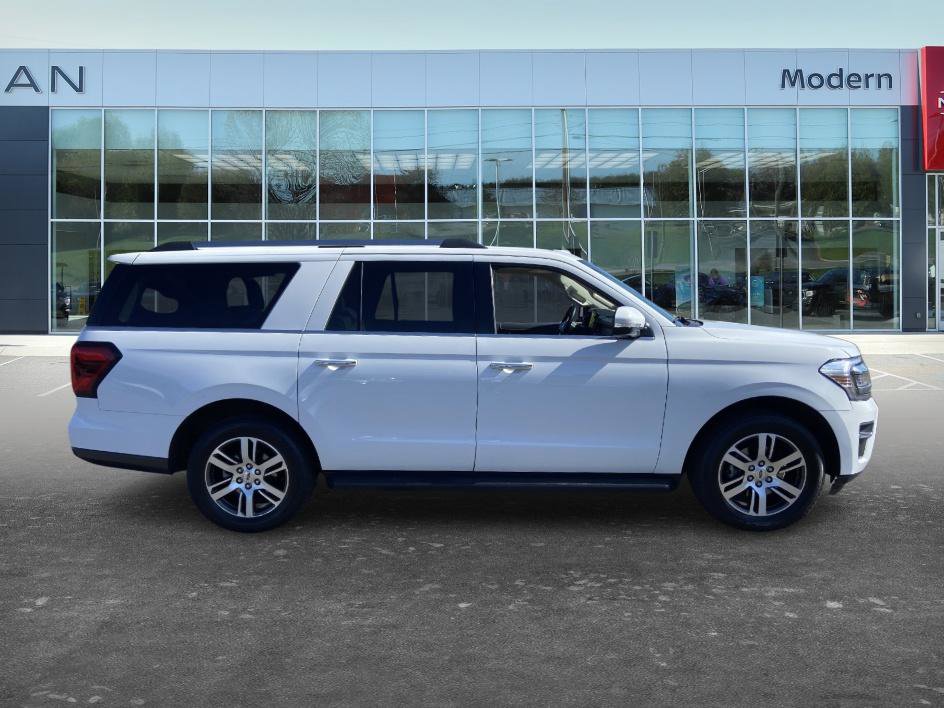 Used 2024 Ford Expedition Max Limited AWD/4WD image 4