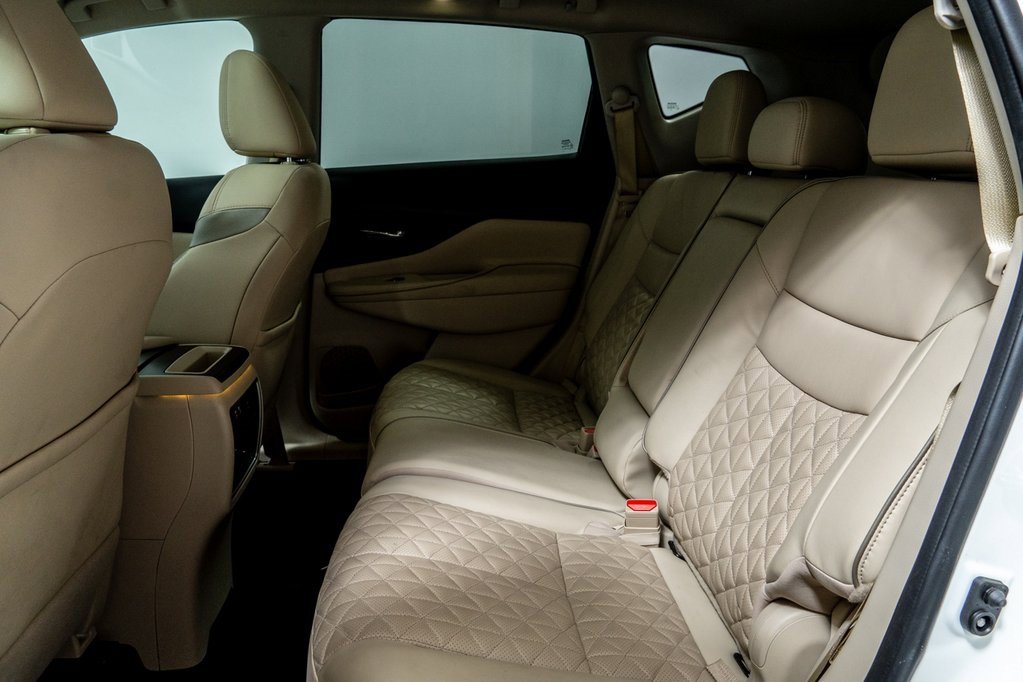 Used 2019 Nissan Murano Platinum w/ Cargo Package image 26