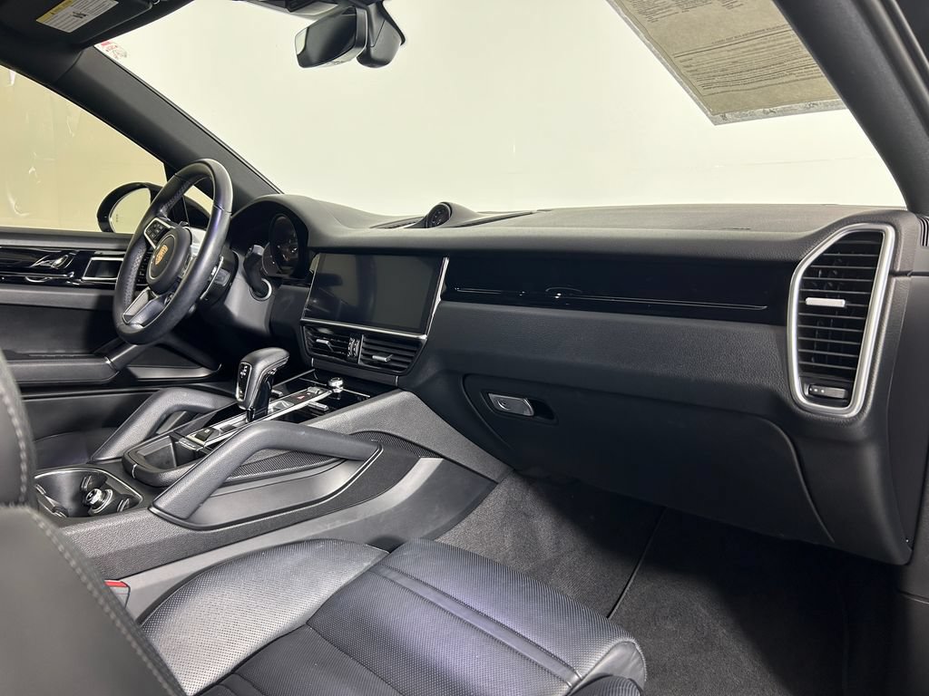 Certified 2020 Porsche Cayenne AWD/4WD image 22