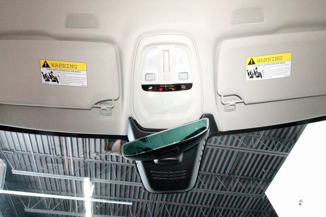 Certified 2023 Volvo S90 B6 Plus image 8