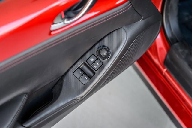 Used 2016 MAZDA MX-5 Miata Club RWD image 46