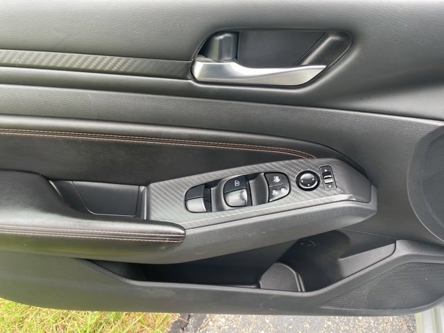 Used 2022 Nissan Altima 2.5 SR image 18