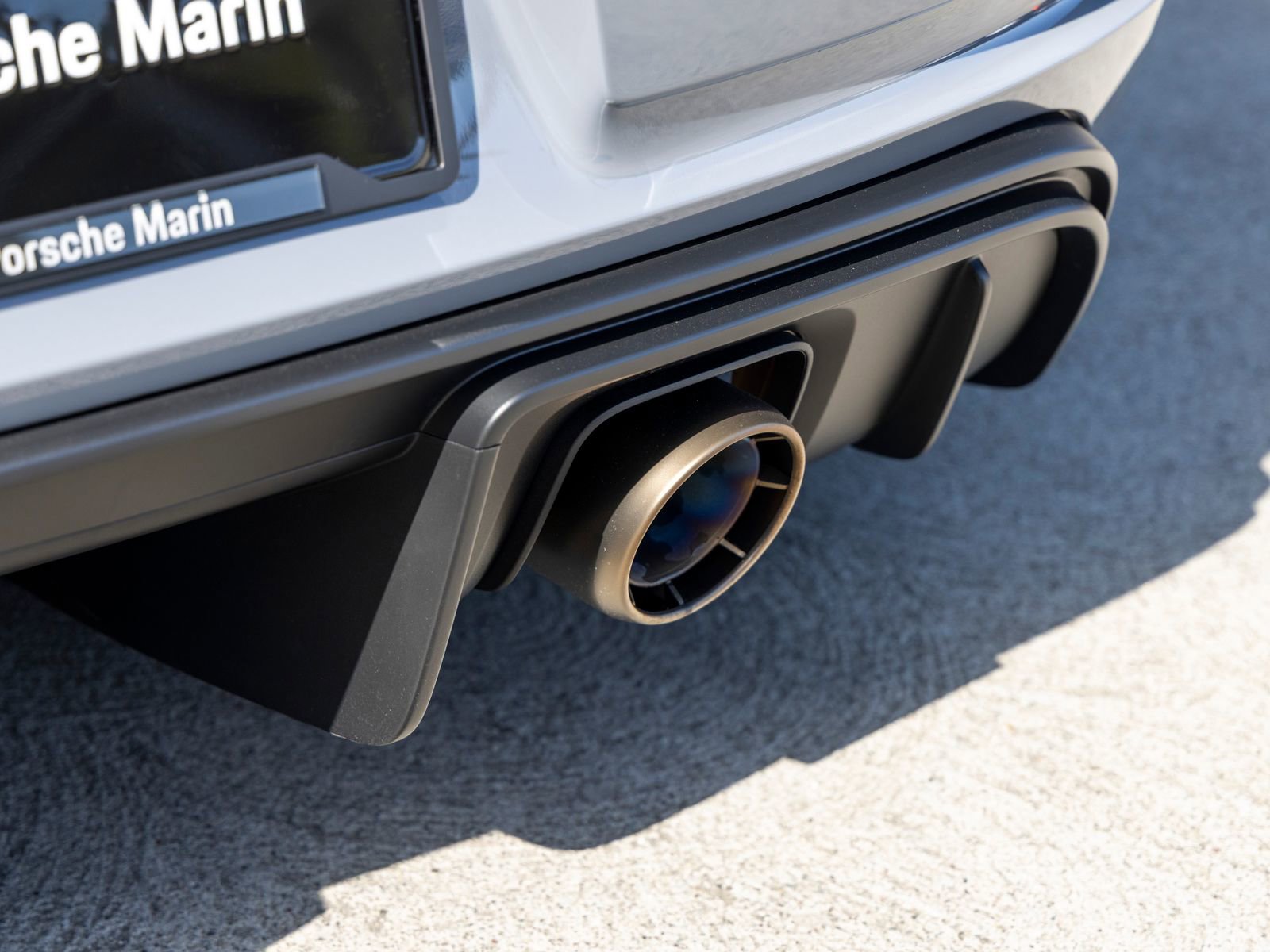 Certified 2025 Porsche 718 Cayman GT4 RS RWD image 32