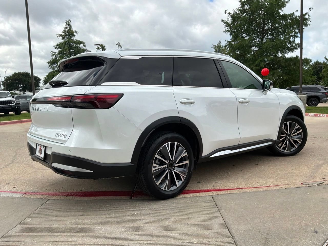 Used 2026 INFINITI QX60 Luxe AWD/4WD image 6
