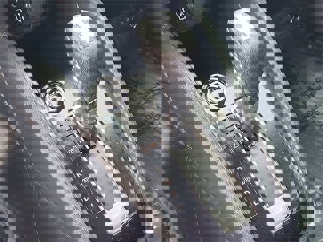 Certified 2021 Nissan Versa SR w/ Electronics Package image 21