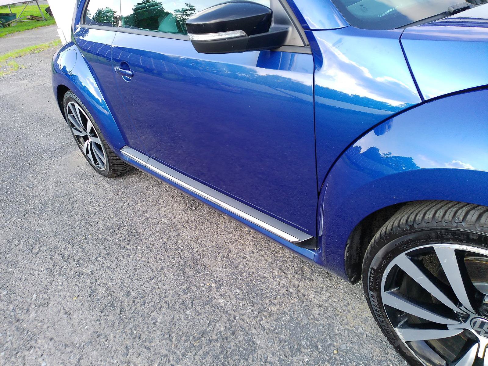 Used 2013 Volkswagen Beetle 2.0T FWD image 37