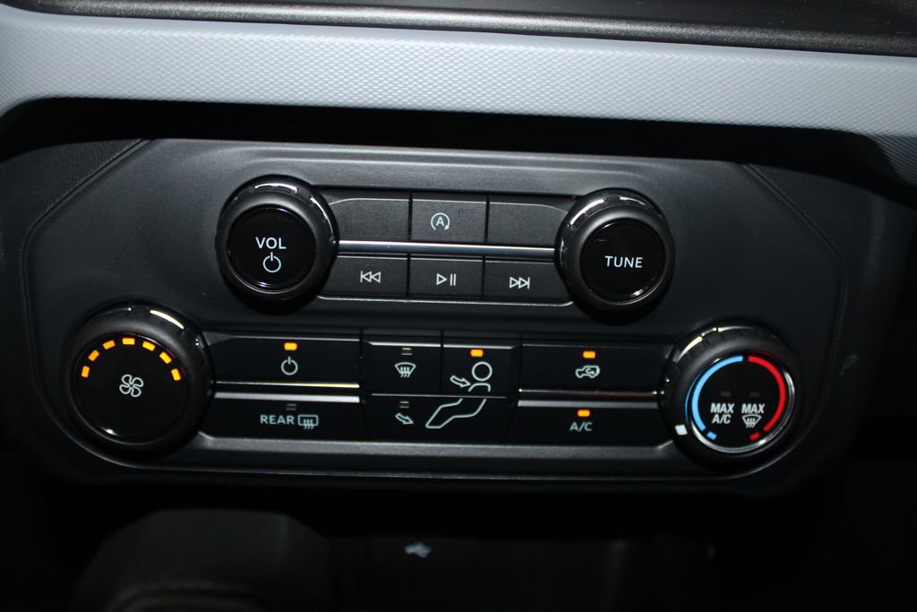 Used 2023 Ford Bronco 4-Door AWD/4WD image 37