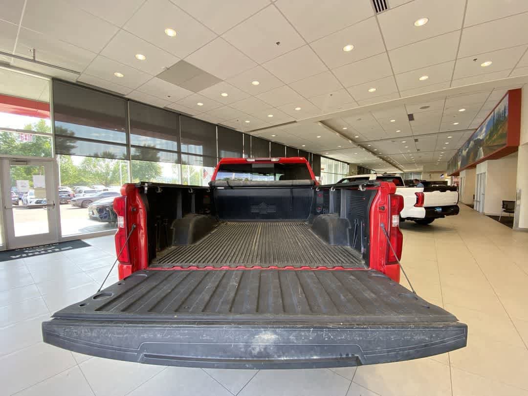 Used 2020 Chevrolet Silverado 1500 LT Trail Boss AWD/4WD image 25