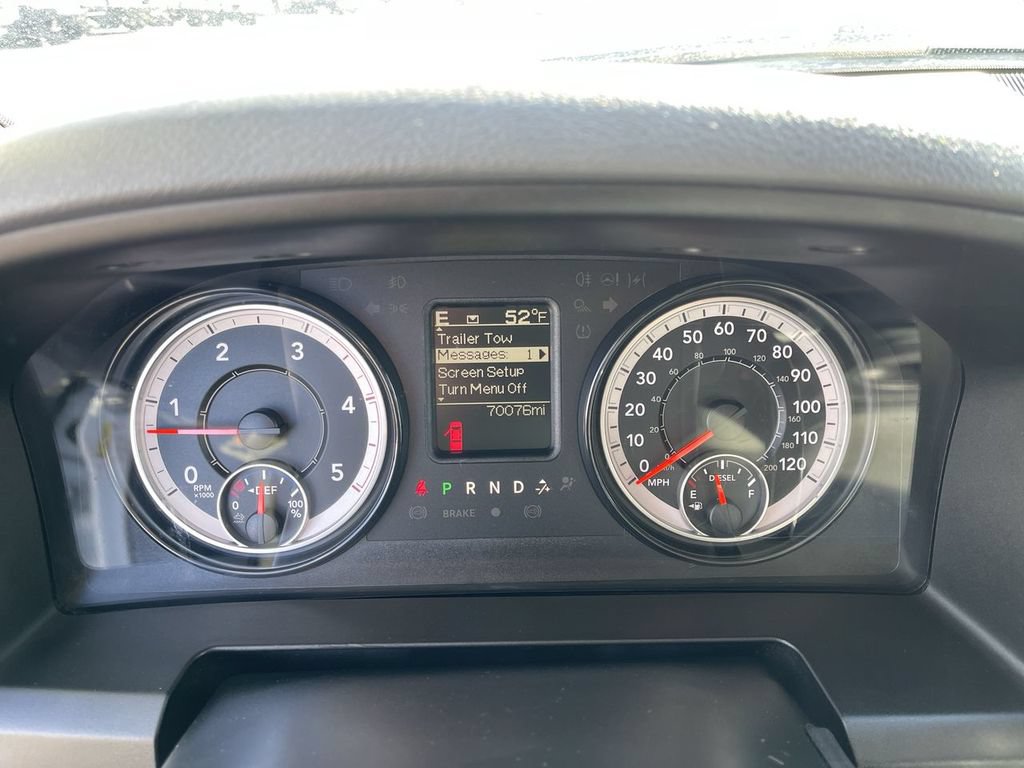 Used 2018 RAM 3500 Tradesman w/ Chrome Appearance Group AWD/4WD image 15