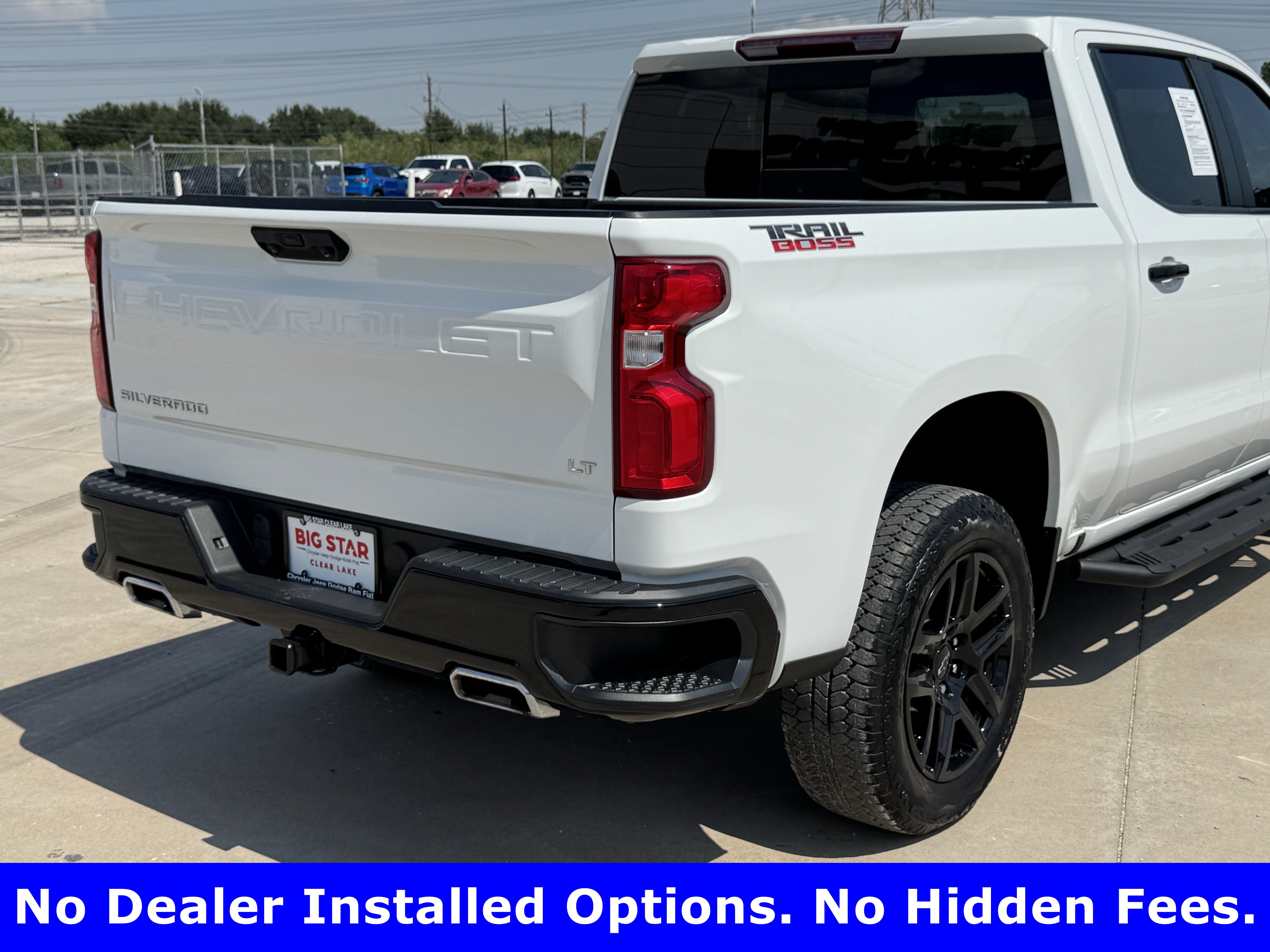 Used 2025 Chevrolet Silverado 1500 LT Trail Boss w/ Convenience Package II AWD/4WD image 7