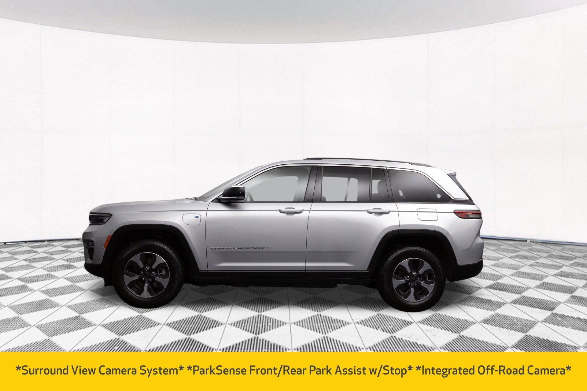 Used 2022 Jeep Grand Cherokee Limited 4xe w/ Luxury Tech Group II AWD/4WD image 8