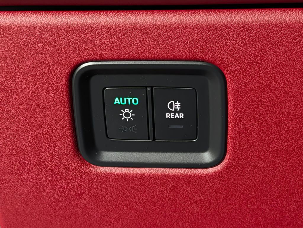 New 2026 Porsche Macan Electric image 35