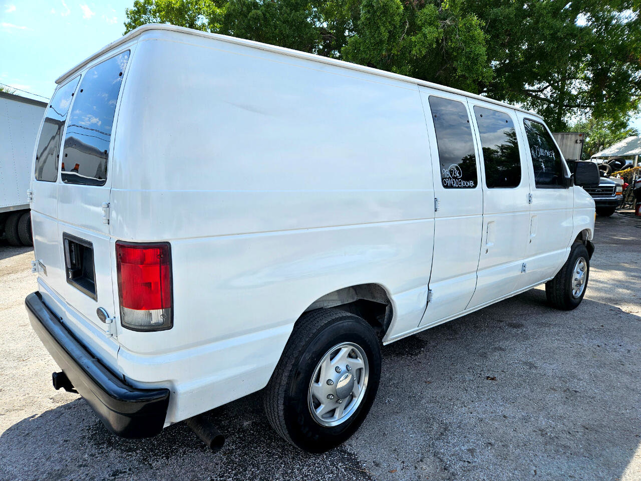Used 1998 Ford E-250 and Econoline 250 image 5