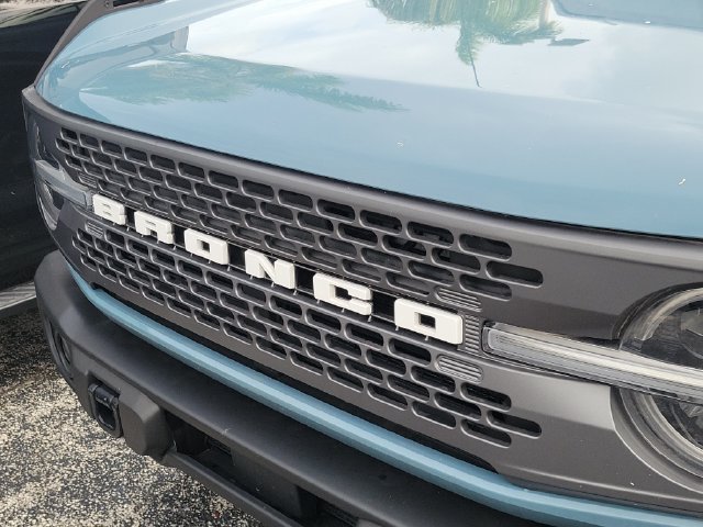 Used 2022 Ford Bronco Badlands AWD/4WD image 5
