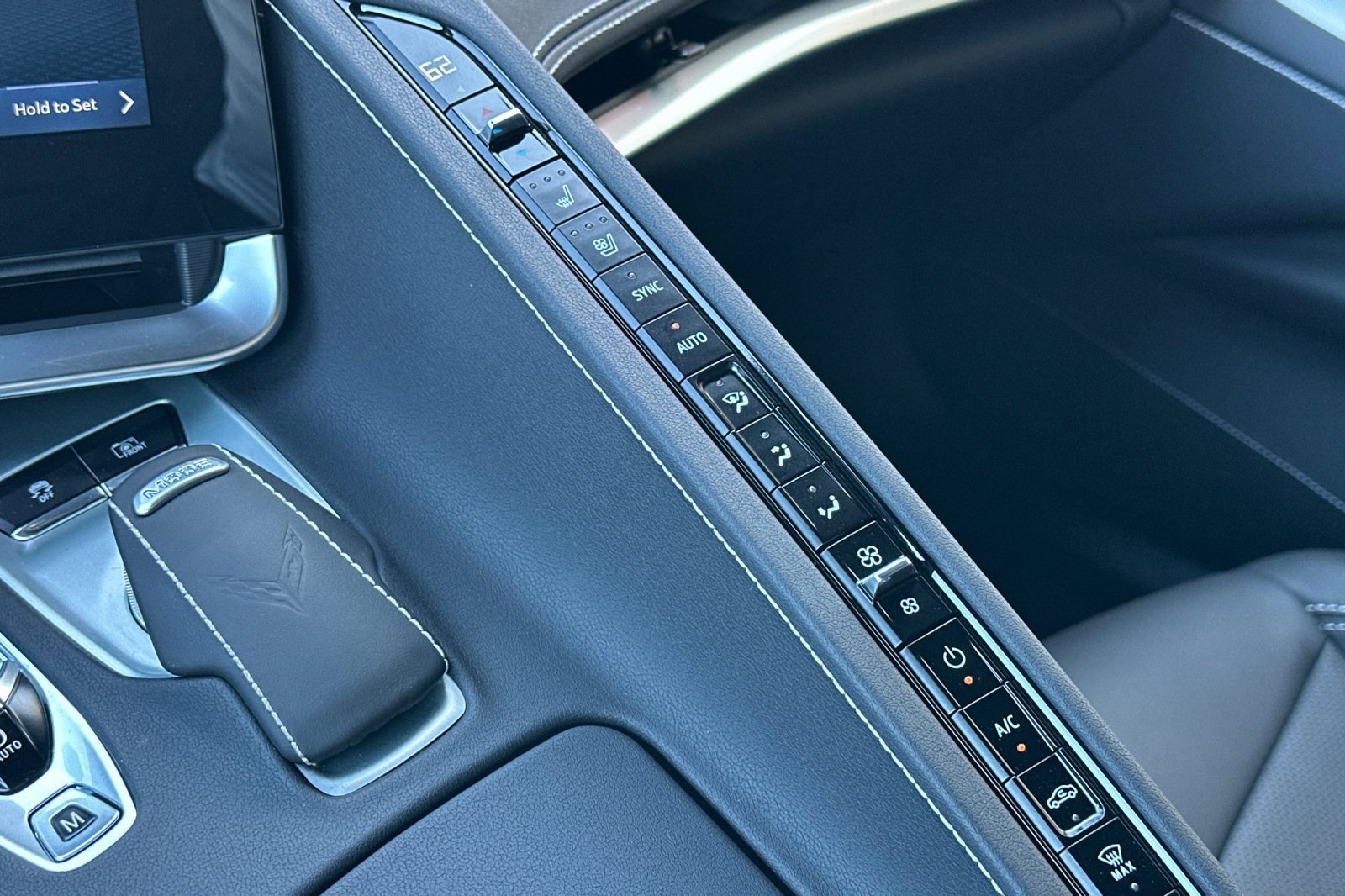 Used 2024 Chevrolet Corvette Stingray Preferred Cpe w/ Z51 Performance Package image 16