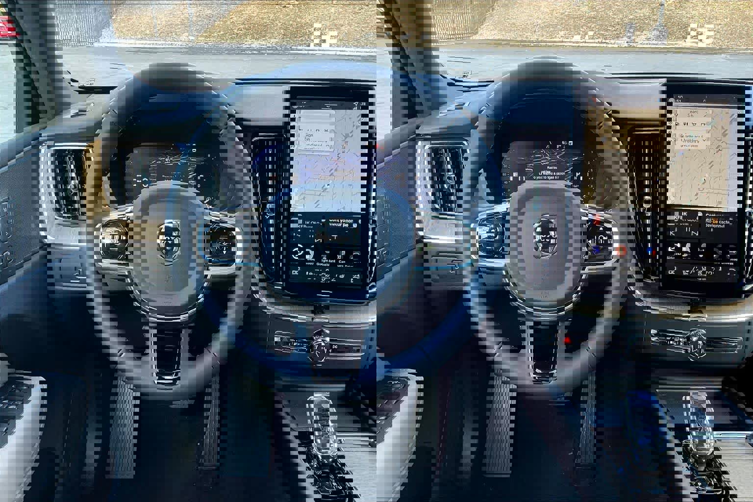 New 2026 Volvo XC60 B5 Plus w/ Protection Package Premier image 15