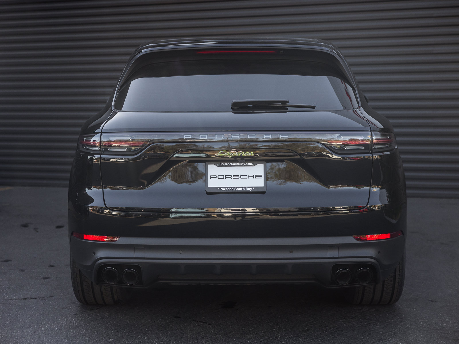 Certified 2023 Porsche Cayenne Platinum Edition AWD/4WD image 9