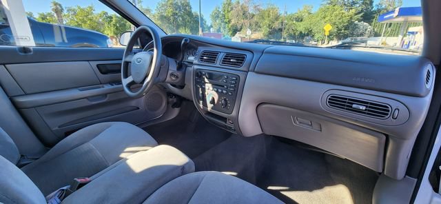 Used 2004 Ford Taurus SES FWD image 14