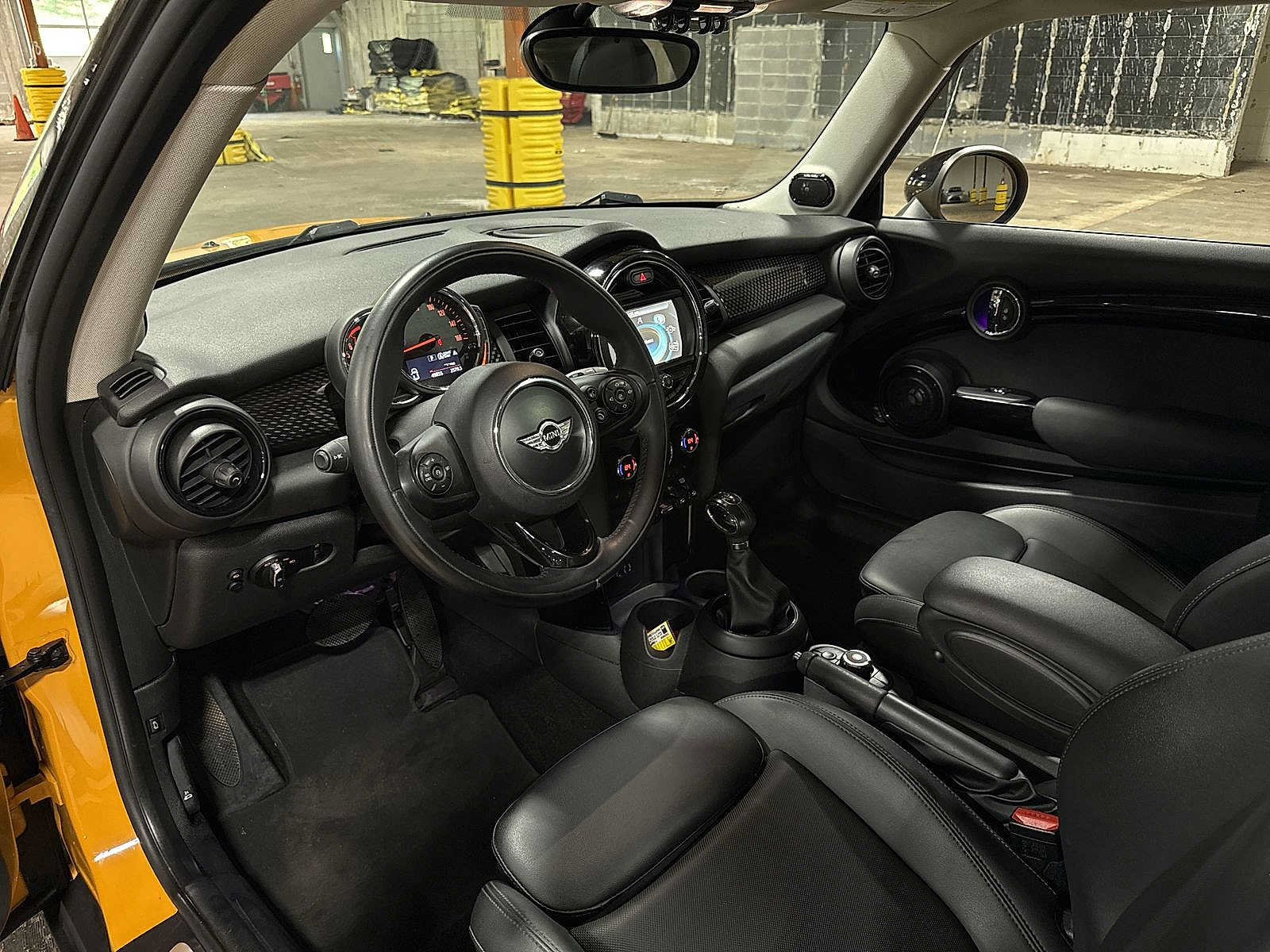 Used 2018 MINI Cooper S FWD image 25