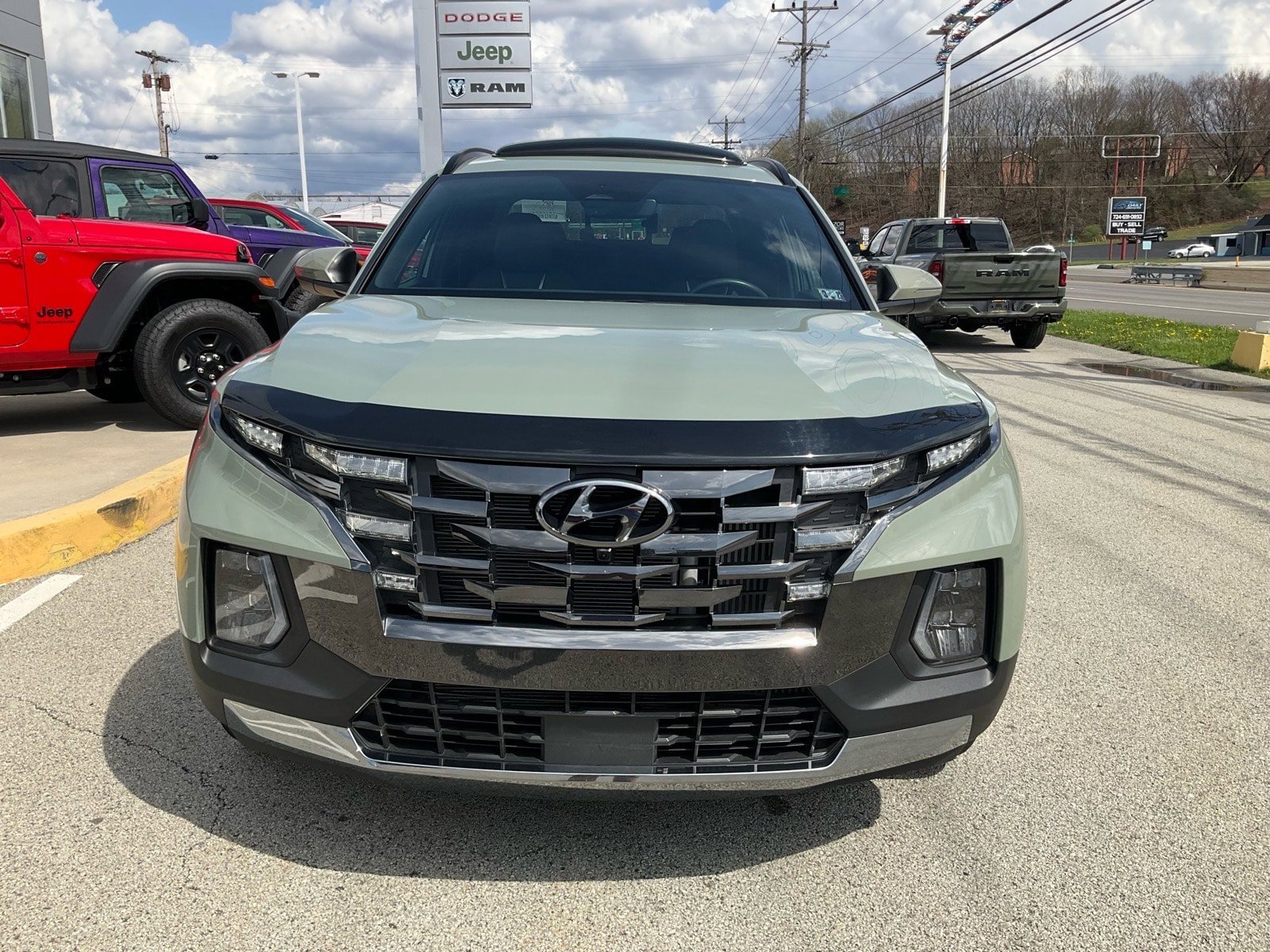 Used 2024 Hyundai Santa Cruz Limited image 2