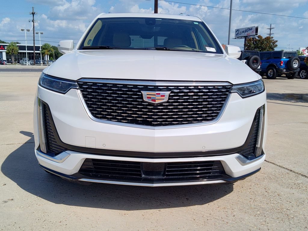 Used 2022 Cadillac XT6 Premium Luxury w/ Platinum Package AWD/4WD image 17