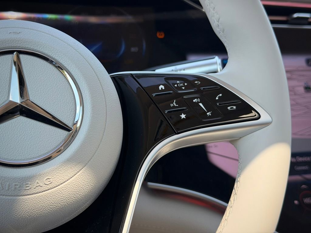Used 2023 Mercedes-Benz EQS 580 4MATIC SUV image 26