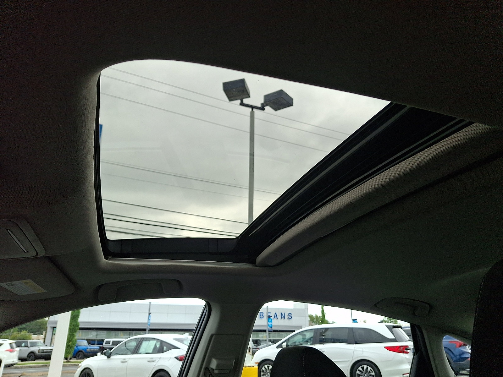 Used 2023 Honda Accord EX image 17
