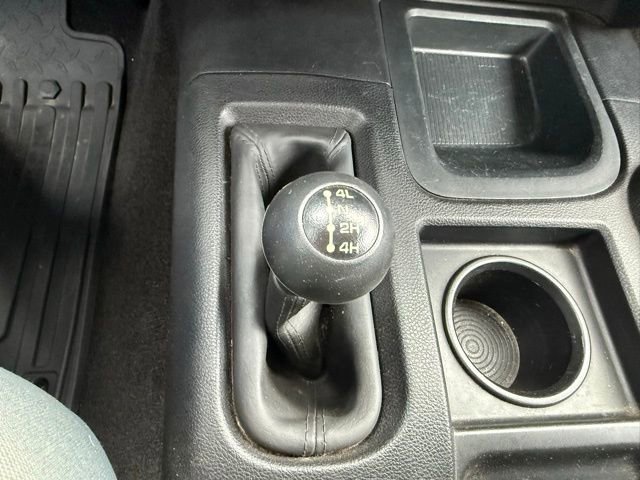 Used 2014 RAM 2500 Tradesman w/ Chrome Appearance Group image 24