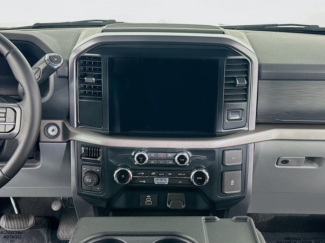 Used 2025 Ford F150 XLT w/ Equipment Group 301A Standard image 12