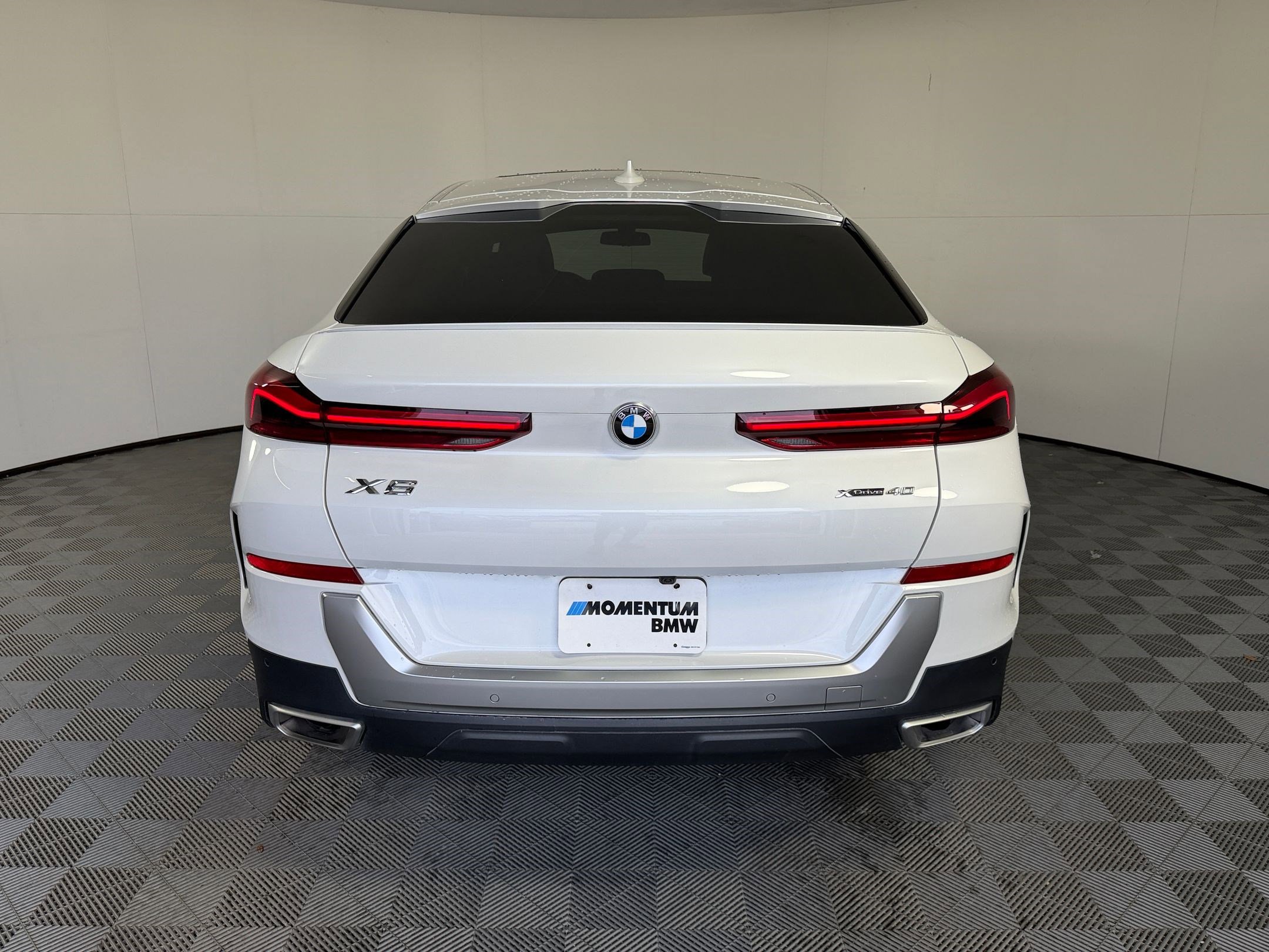 Used 2023 BMW X6 xDrive40i w/ Premium Package AWD/4WD image 10