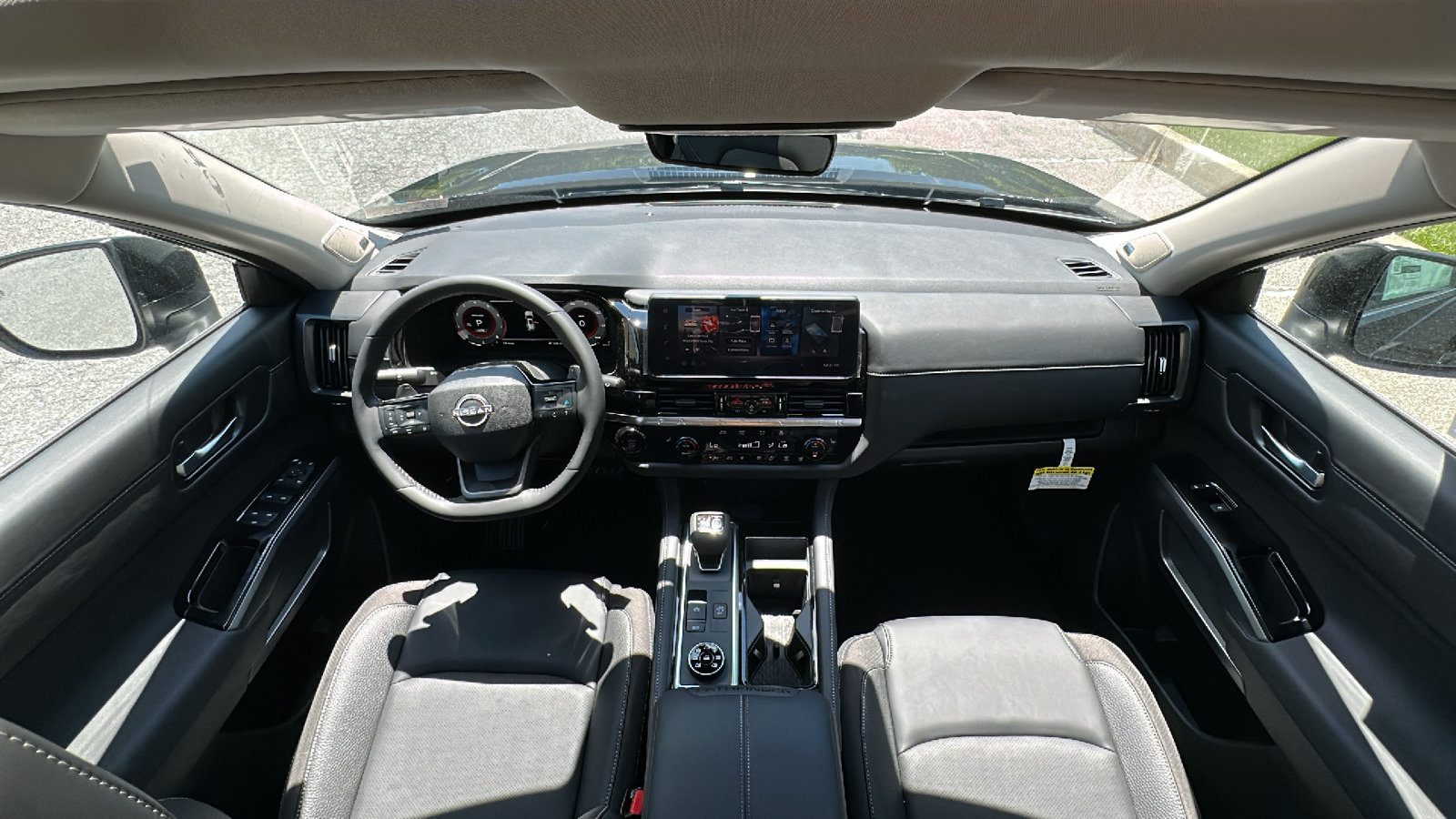New 2026 Nissan Pathfinder SL AWD/4WD image 12
