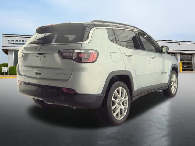 Used 2025 Jeep Compass Limited AWD/4WD image 7