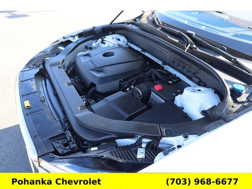Used 2019 Volvo XC60 T6 Momentum w/ Advanced Package image 31