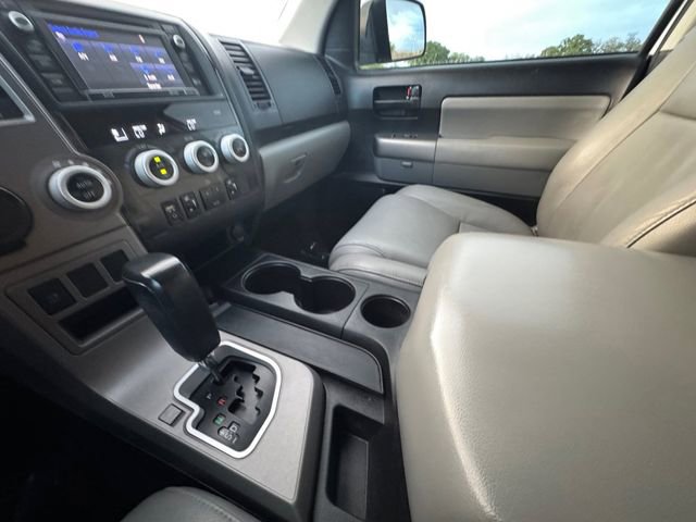 Used 2017 Toyota Sequoia SR5 w/ Premium Package RWD image 10